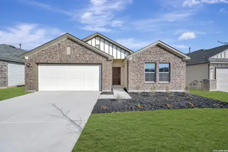 New construction Single-Family house 13615 Beebrush Saddle, San Antonio, TX 78253 plan Pizarro - 40' Smart Series - image