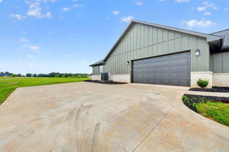 New construction Single-Family house 242 Private Rd, Mount Pleasant, TX 75455 - image