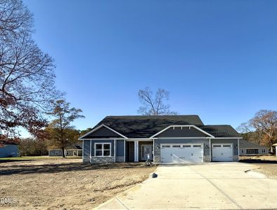 New construction Single-Family house 107 Manchester Ct, La Grange, NC 28551 plan Plan 2604 - image
