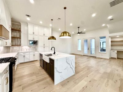 New construction Single-Family house 923 Fisher St, Unit A, Houston, TX 77018 - image 12