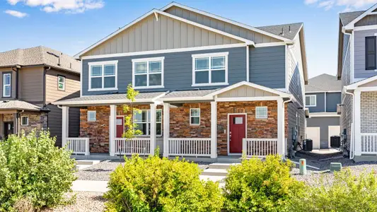 New construction Single-Family house 1587 Higgins Creek Dr, Berthoud, CO 80513 plan Muirfield - image