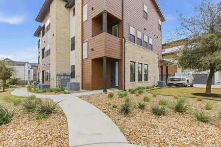 New construction Condo house 315 Holton Dr, Unit 102, Austin, TX 78737 - image