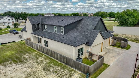New construction Townhouse house 164 Hulen Cir, Aledo, TX 76008 - image