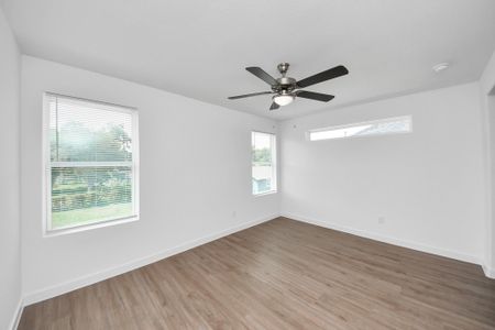 New construction Single-Family house 7312 Wileyvale Dr, Unit B, Houston, TX 77016 - image 8