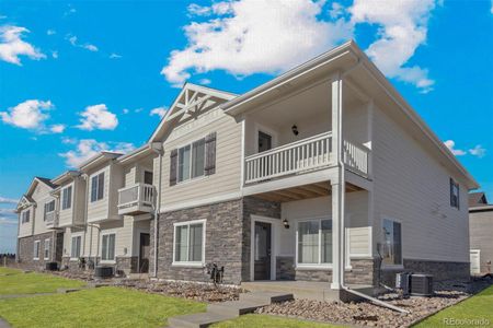 New construction Townhouse house 175 Robin Road, Johnstown, CO 80534 Monarch- photo 0