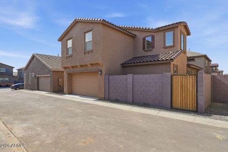 New construction Single-Family house 10038 W Piccadilly Rd, Avondale, AZ 85392 plan CC-RM3 - image