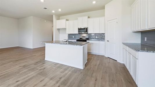 New construction Single-Family house 2116 Eugene St, Anna, TX 75409 plan Echelon - image