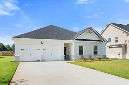 New construction Single-Family house 33 Faulkner Cir, Social Circle, GA 30025 - image