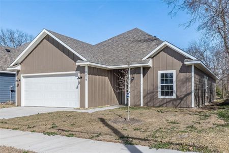 New construction Single-Family house 1219 S Montgomery St, Sherman, TX 75090 - image