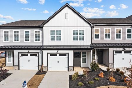 New construction Townhouse house 703 Jamescroft Way, Wake Forest, NC 27587 - photo 0