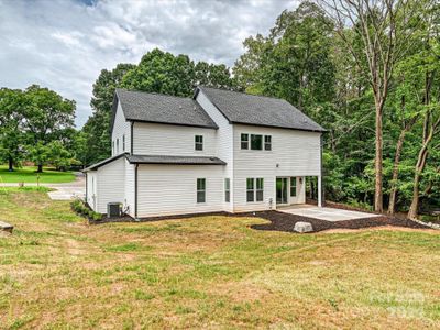 New construction Single-Family house 615 Hoover, Troutman, NC 28166 Chestnut- photo 32 32