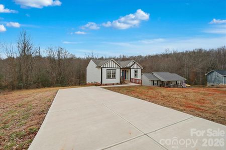 New construction Single-Family house 1346 39Th Street Cir Sw, Hickory, NC 28602 - image
