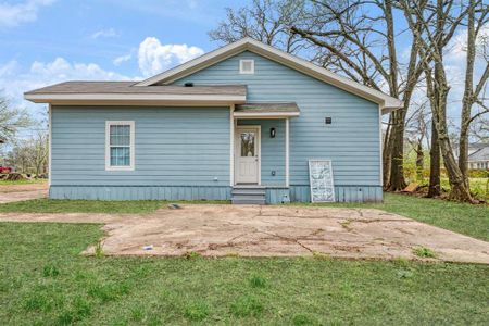 New construction Single-Family house 1605 Pine Bluff St, Paris, TX 75460 - image