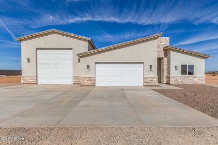 New construction Single-Family house 24032 W Redbird Rd, Wittmann, AZ 85361 null- photo 0 0