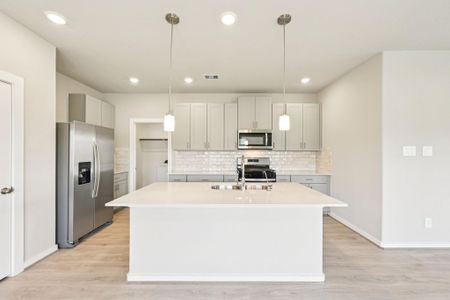 New construction Single-Family house 29235 Farmhouse Estates Dr, Waller, TX 77484 plan The Gateway (390) - image