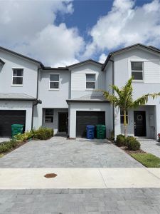 New construction Townhouse house 17953 Sw 359Th St, Homestead, FL 33034 - image