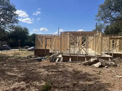 New construction Single-Family house 1371 Four Winds Dr, Canyon Lake, TX 78133 - image