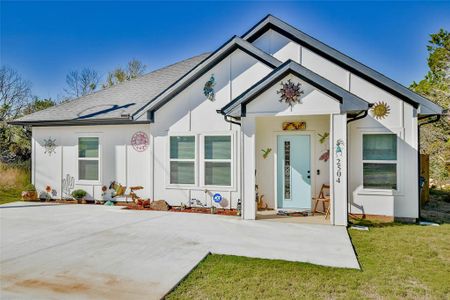 New construction Single-Family house 2504 Deer Trail, Granbury, TX 76048 - photo 0