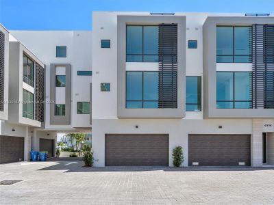 New construction Townhouse house 4008 Ne 167Th St, Unit 6, North Miami Beach, FL 33160 Dahlia- photo 1 1