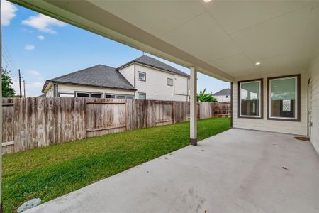 New construction Single-Family house 2922 Valeria Dr, Rosenberg, TX 77471 plan 145 - image 4