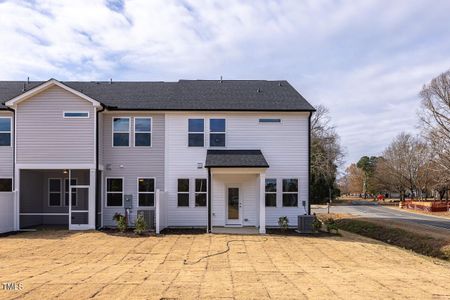 New construction Townhouse house 11 Village Edge Dr, Lillington, NC 27546 The Wake- photo 41 41