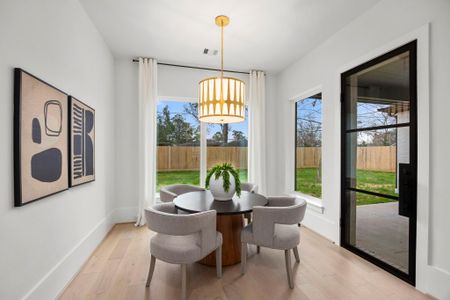 New construction Single-Family house 9350 Rosstown Wy, Houston, TX 77080 - image 10