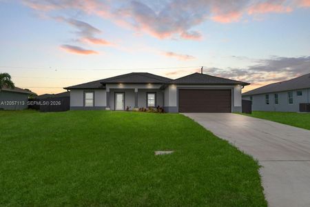 New construction Single-Family house 1013 Ne 14Th Ter, Cape Coral, FL 33909 - image