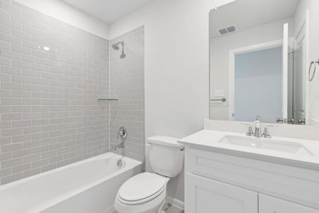 New construction Single-Family house 1120 Novelle Bend Dr, Houston, TX 77336 - image 9