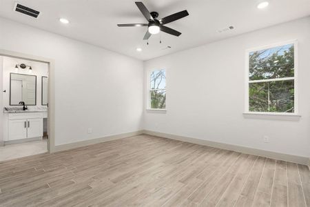 New construction Single-Family house 5703 Barkridge Dr, Granbury, TX 76048 - image 19