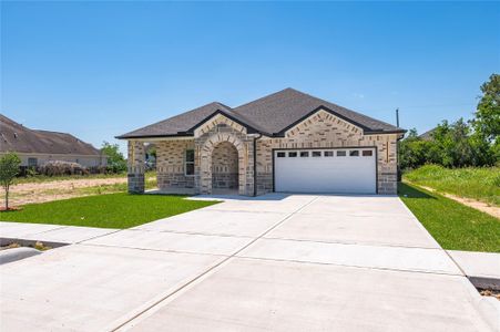 New construction Single-Family house 8310 Swiftwater Ln, Houston, TX 77075 - image