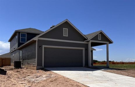 New construction Single-Family house 350 Yellowstone Dr, Kyle, TX 78640 Freestone- photo 1 1