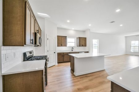 New construction Single-Family house 12735 Dina Springs Ln, Magnolia, TX 77354 plan Fremont III U - image 7