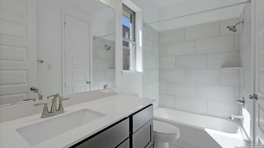 New construction Single-Family house 9933 Paladin Rdg, San Antonio, TX 78254 plan 2169W - image 7