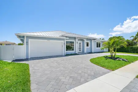 New construction Single-Family house 830 Ne 72Nd St, Boca Raton, FL 33487 - image