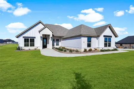 New construction Single-Family house 1061 Uplift Dr, Weatherford, TX 76087 - image