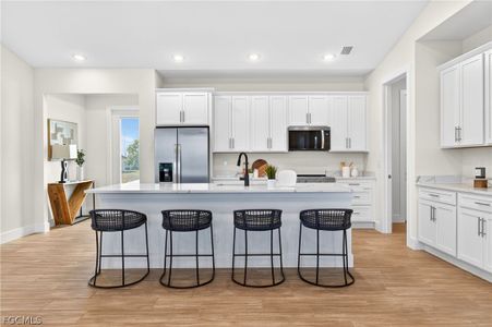 New construction Single-Family house 1423 Sw 1St Ter, Cape Coral, FL 33991 plan The Coral Haven - image 8