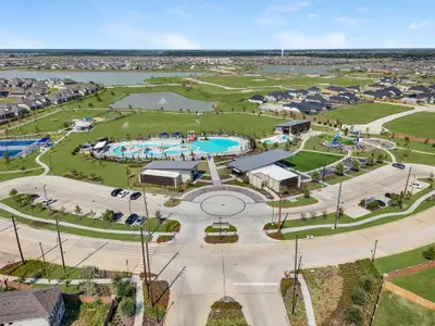 Sunterra Lakes by Long Lake Ltd. in Brookshire - image