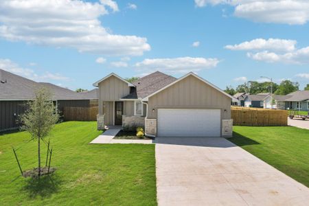 New construction Single-Family house 118 Callie St, Smithville, TX 78957 null- photo 0