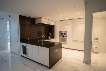 New construction Condo house 300 Biscayne Blvd Wy, Unit 3009, Miami, FL 33131 null- photo 0