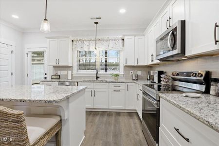 New construction Single-Family house 603 Tuscany Cir, Princeton, NC 27569 - image 9