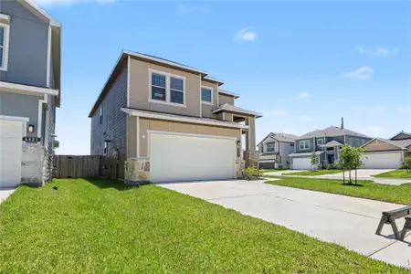 New construction Single-Family house 6427 Bolinas Ct, Rosharon, TX 77583 plan Brittany 2064 SB - image