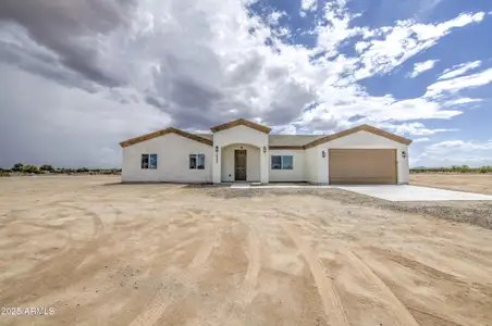 New construction Single-Family house 20437 W Allison Rd, Buckeye, AZ 85326 - image