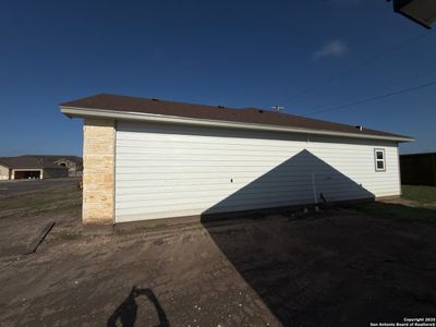 New construction Single-Family house 1541 Ne Maryville Lp, Beeville, TX 78102 - image