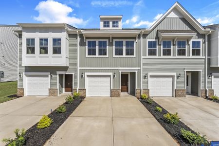 New construction Single-Family house 27 Nonnington Wy, Taylors, SC 29687 plan Foxglove - image