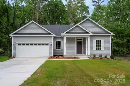 New construction Single-Family house 1721 Balfour Ln, Charlotte, NC 28216 - image
