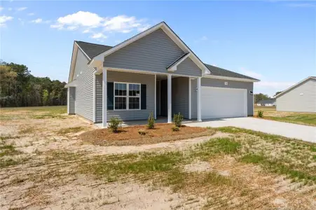 New construction Single-Family house 103 Orchard Ln, Parkton, NC 28371 - image