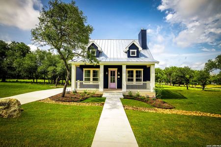 New construction Single-Family house 1005 12Th St, Blanco, TX 78606 - image