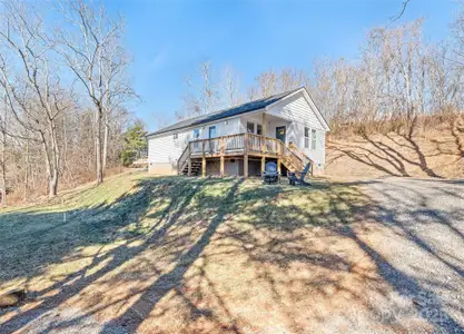 New construction Single-Family house 687 Holtzclaw Rd, Canton, NC 28716 - image