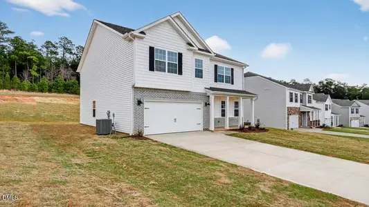 New construction Single-Family house 172 Raegan Crest Dr, Clayton, NC 27520 - image