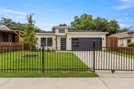 New construction Single-Family house 1910 Lea Crest Dr, Dallas, TX 75216 null- photo 0